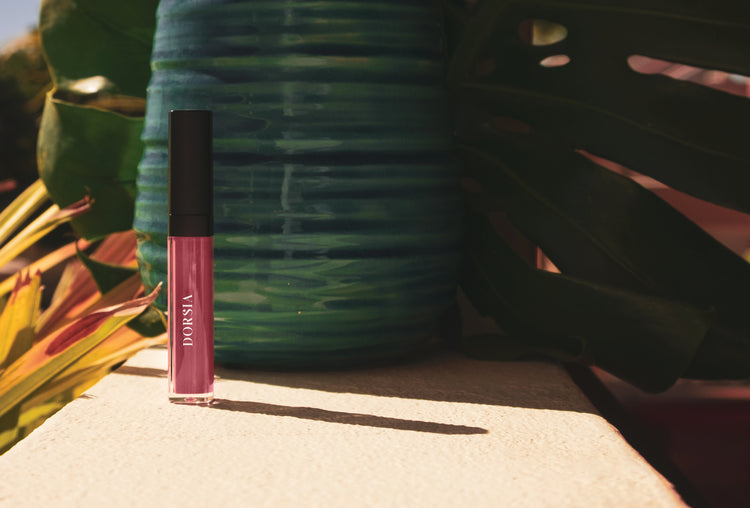 LIP GLOSS